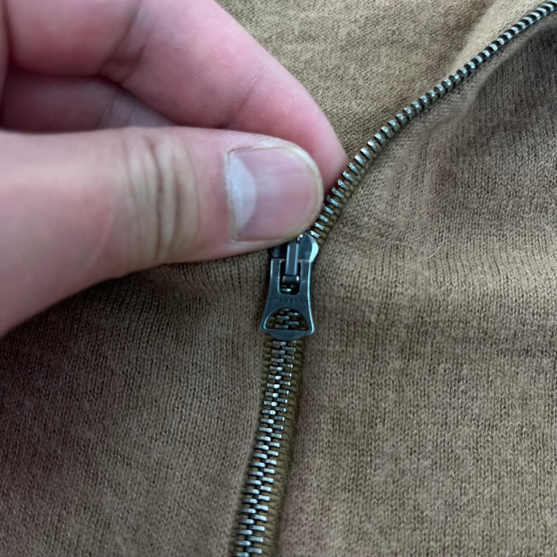 95 버버리 엘보우 패치 캐시미어 반집업 니트 상품이미지4