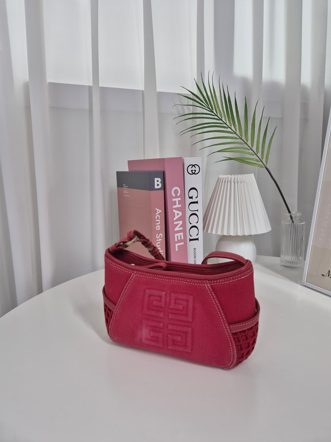 지방시 미니백 상품이미지2