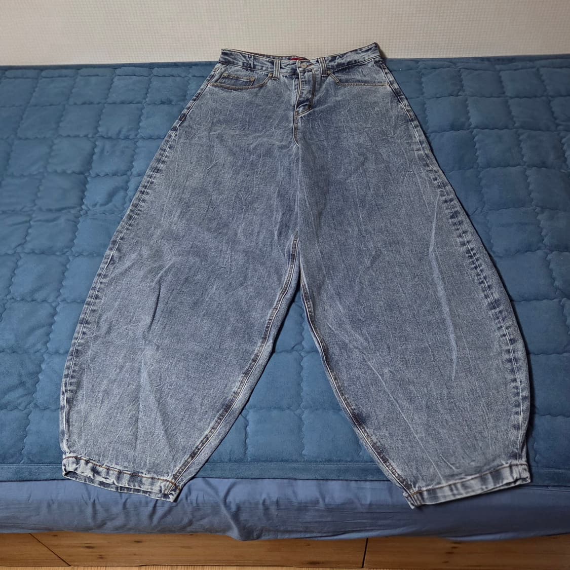 기철 벌룬 데님팬츠 미드 블루 M 상품이미지2