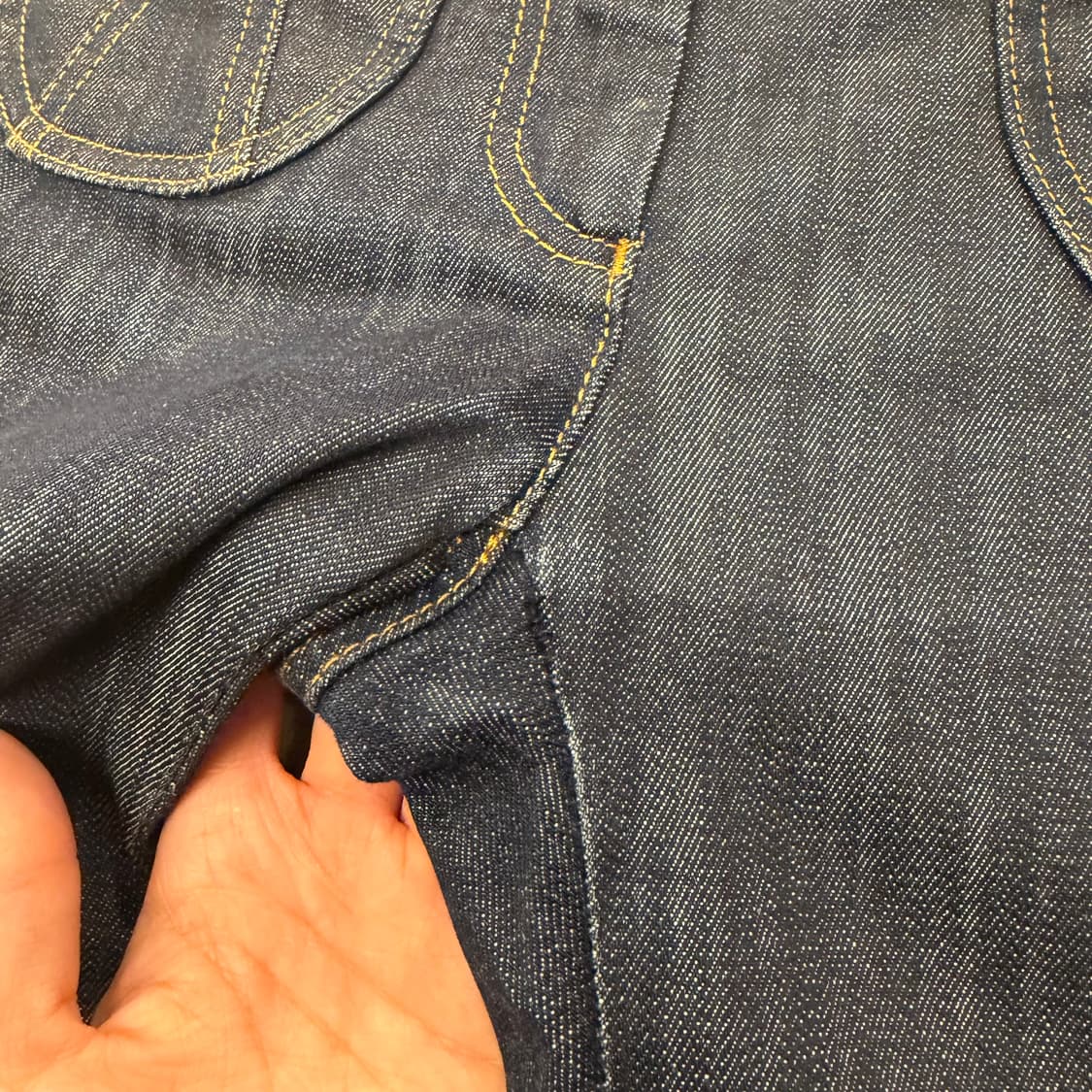 돌체앤가바나 데님 팬츠 라운드 포켓 디테일 슬림 스트레이트핏 인디고 상품이미지8