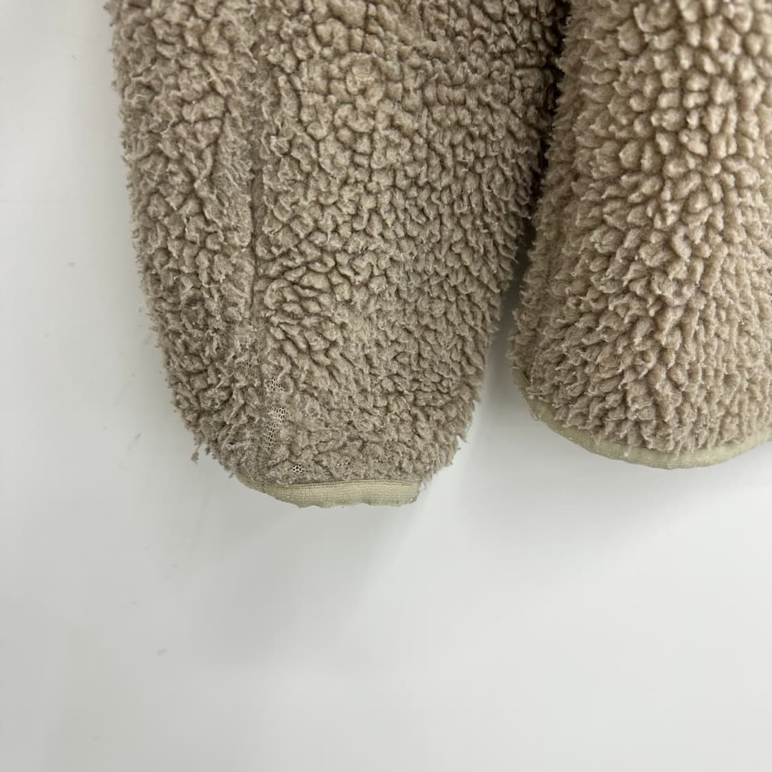 95 네파 여자 양털 뽀글이 점퍼 상품이미지7