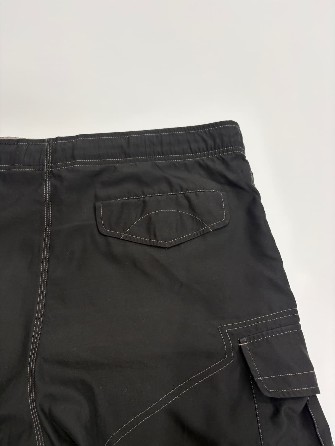 Armani Exchange 아르마니 익스체인지 블랙 밴딩 카고 반바지 상품이미지5