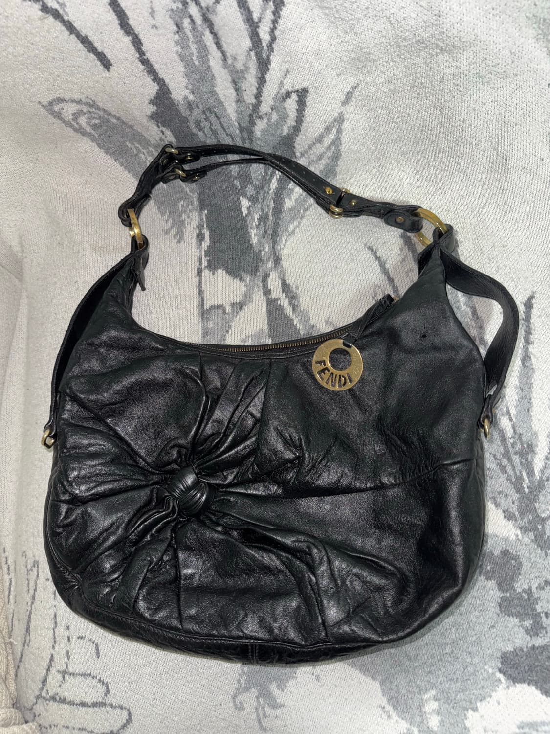 펜디 2000s 아카이브 블랙레더 호보백  상품이미지1