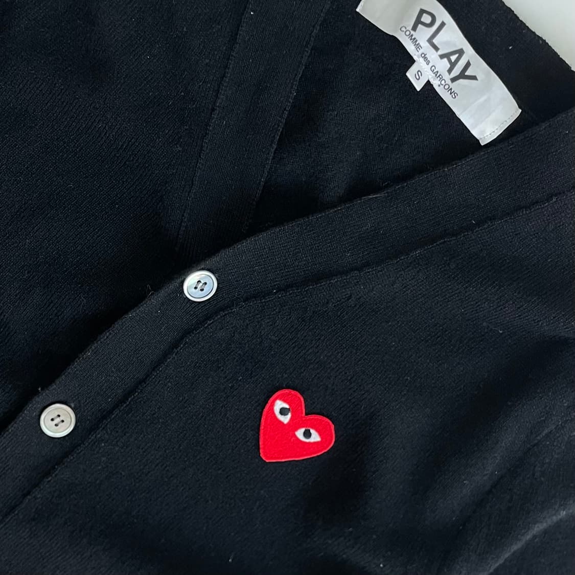 Comme des Garcons  꼼데가르송 와펜 블랙 니트 가디건 상품이미지3