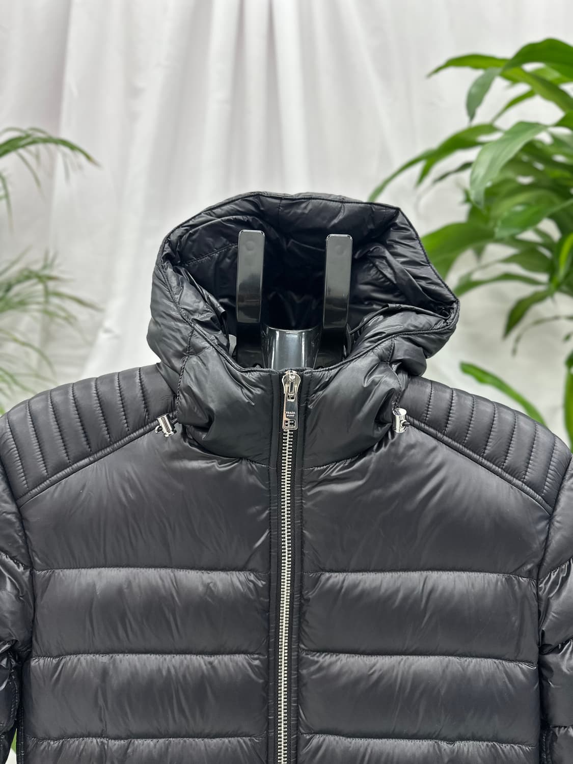 [정품]프라다 바이커패딩  상품이미지3