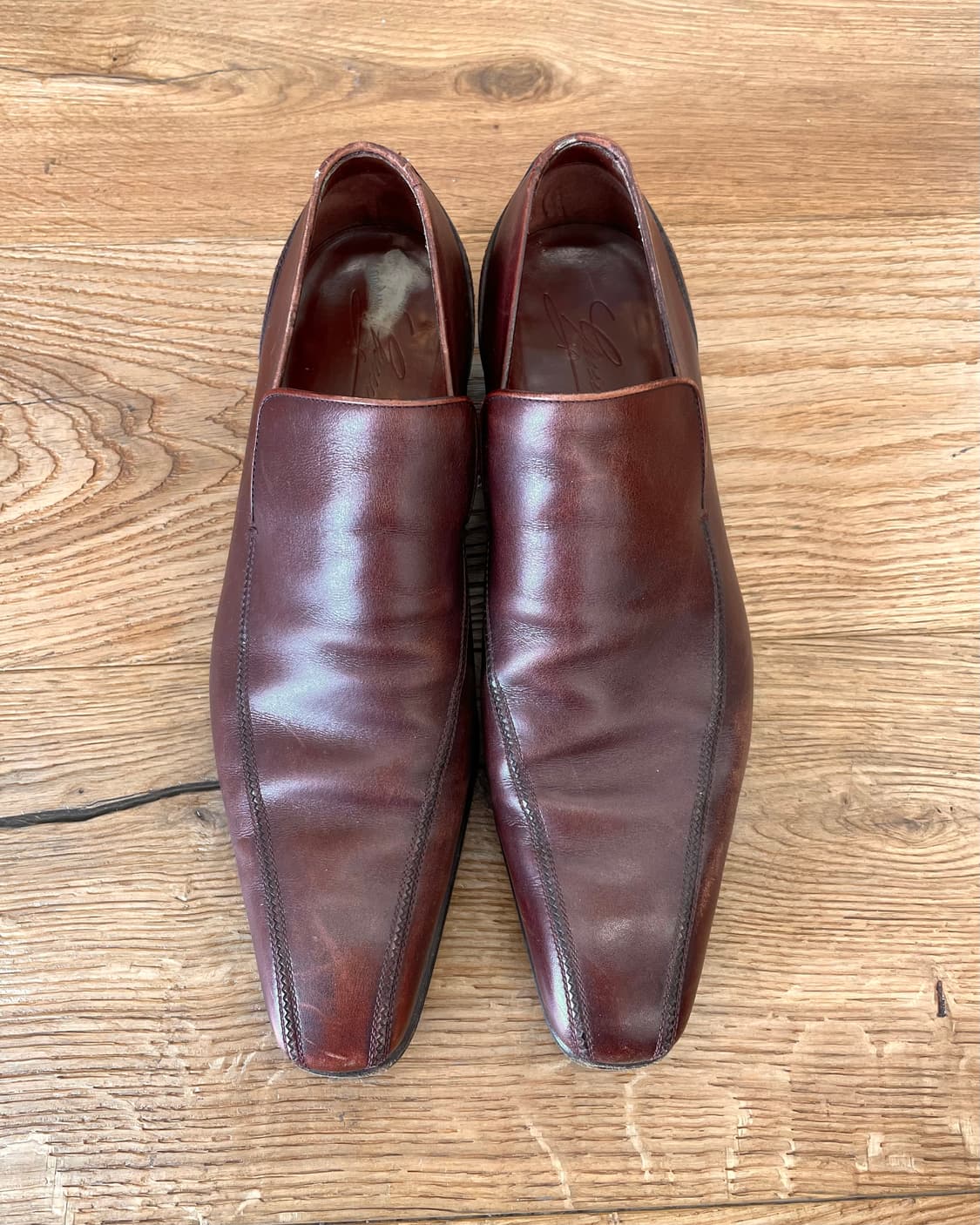 [275] 구찌 레더 슬립온 로퍼 상품이미지1