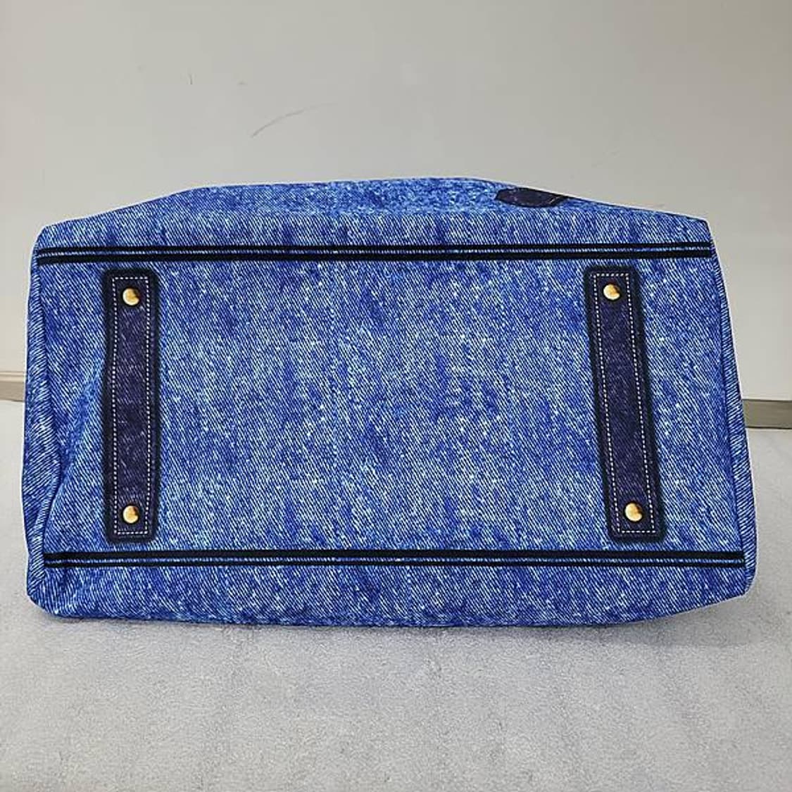 미사용 새제품 다용도 청색 데님 진저백.
37x27x19cm 상품이미지8