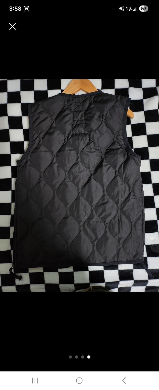 타이온 밀리터리 버튼 v넥 다운베스트 상품이미지4