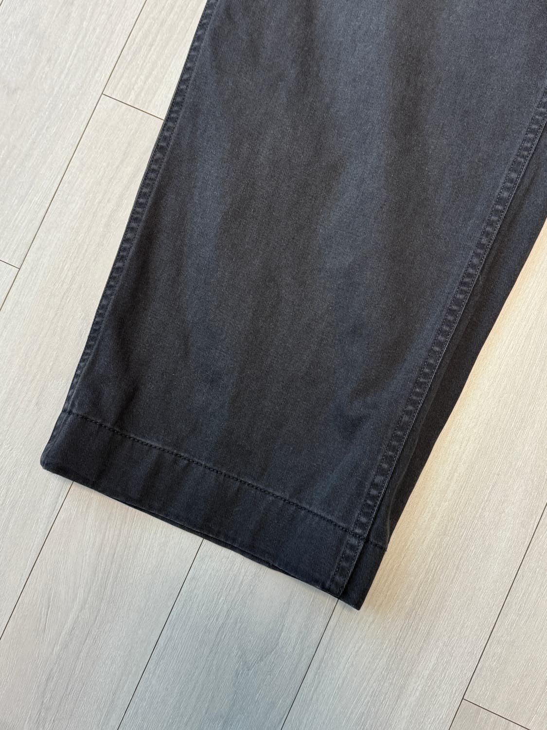 비헤비어 1942 유즈드 치노팬츠 - 블랙 2사이즈 상품이미지4