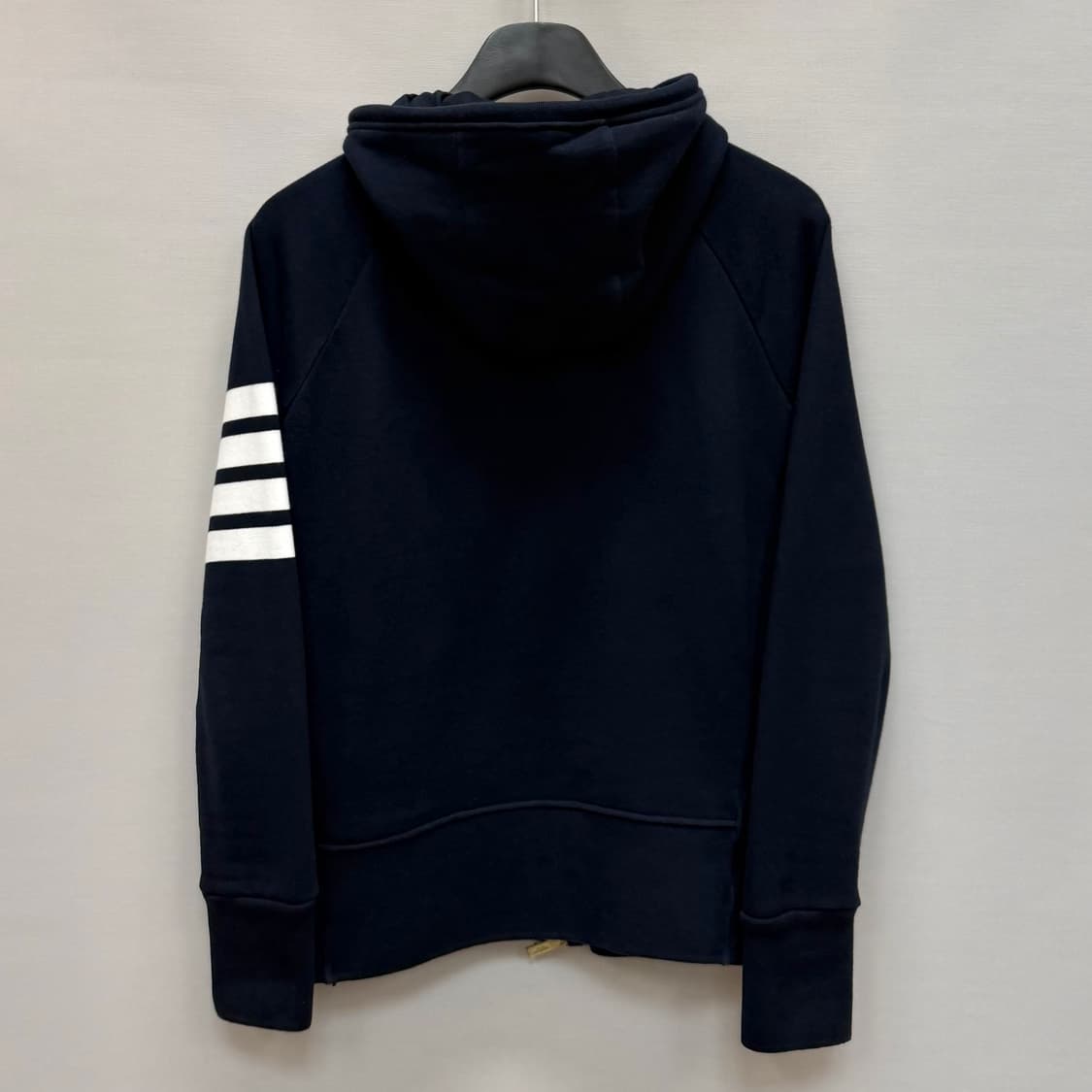 톰브라운 사선완장 후드집업 (66)  상품이미지4