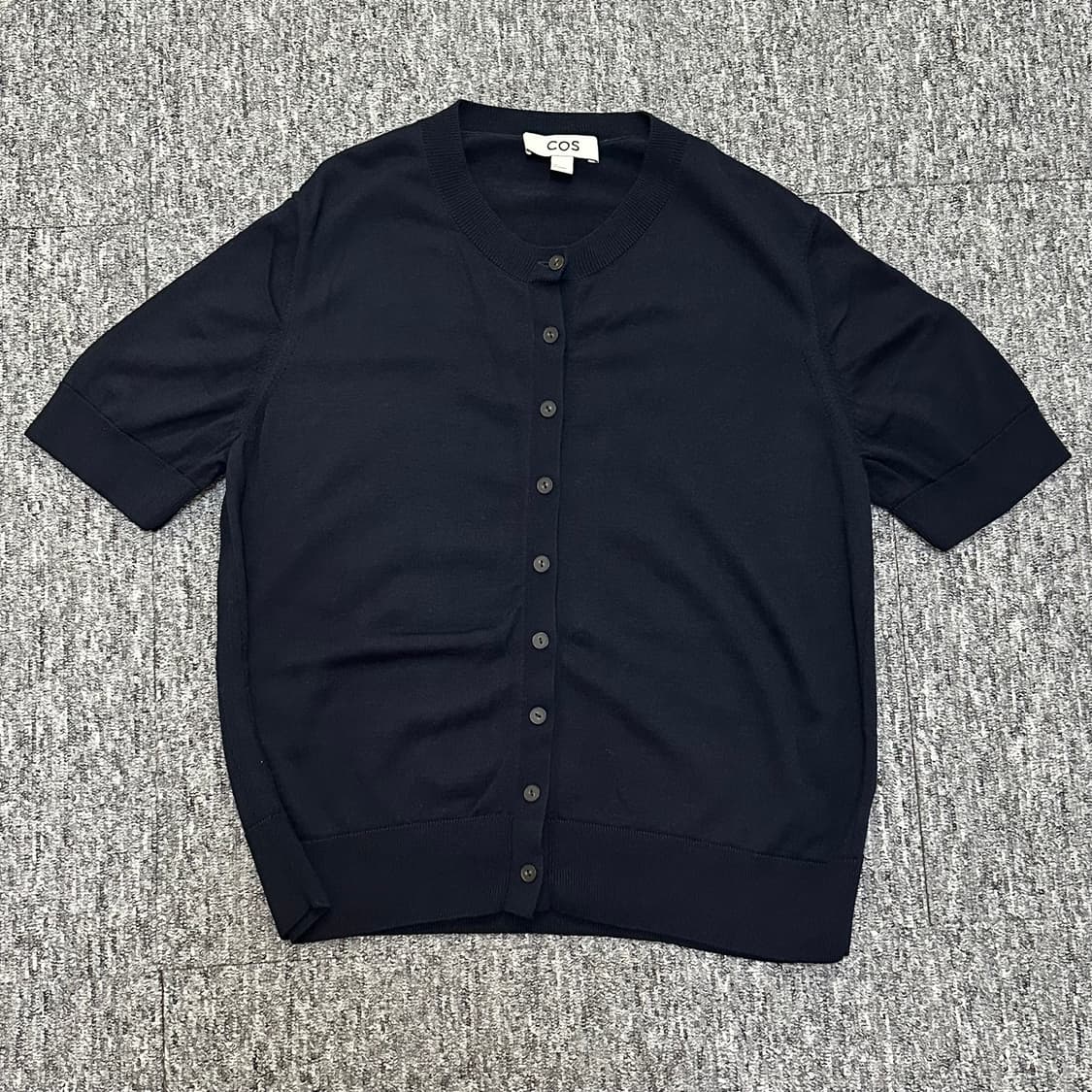 COS 코스 숏슬리브 메리노울 블랜드 반팔 가디건 네이비 상품이미지4