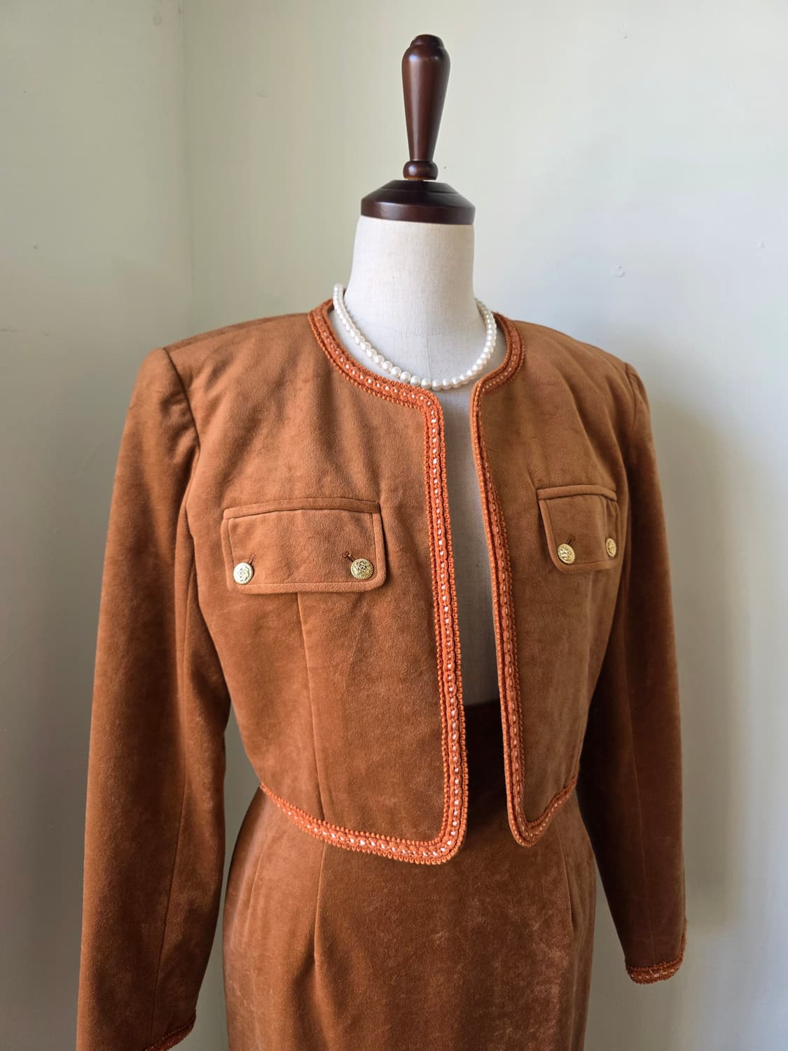 스웨이드 레이스테이핑 셋업 상품이미지3