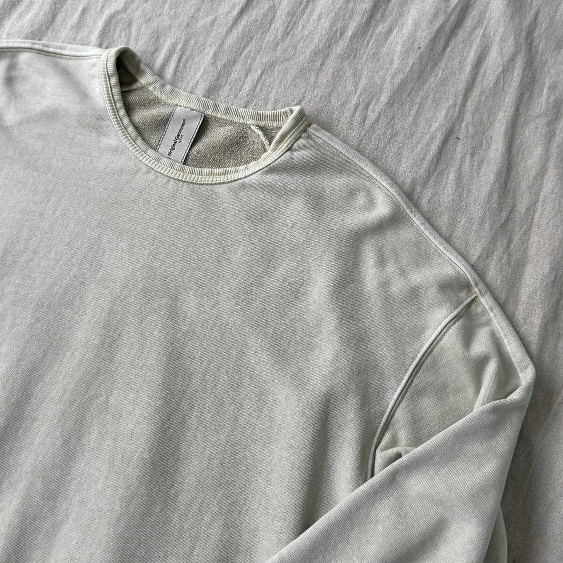 프리즘웍스 오리지널가먼츠 피그먼트 아이보리 스웻 맨투맨 L 상품이미지2