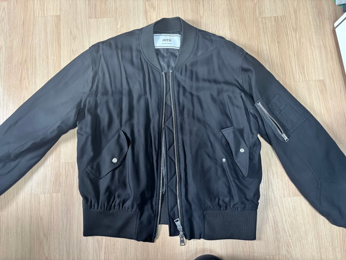 AMI 아우터팝니다 ma-1 상품이미지1