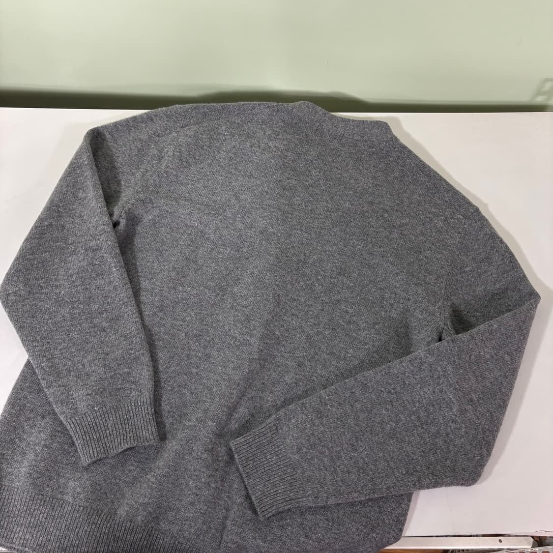 M 무신사스탠다드 무탠다드 그레이 캐시미어혼방 가디건 상품이미지3