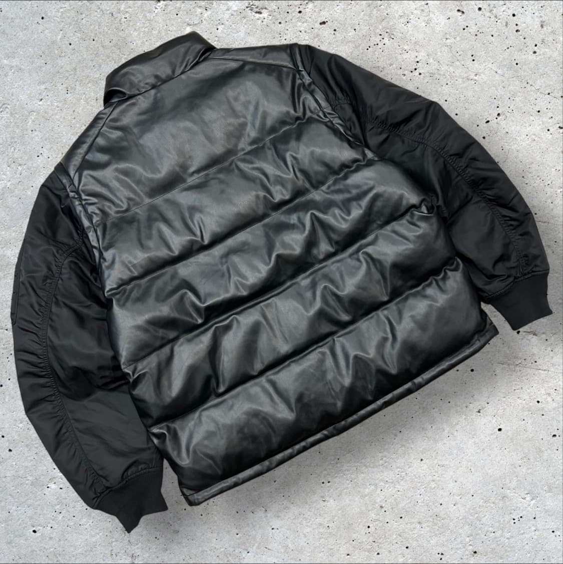 [XL] 지유 언더커버 탈부착 블랙 레더 패딩 점퍼 상품이미지2