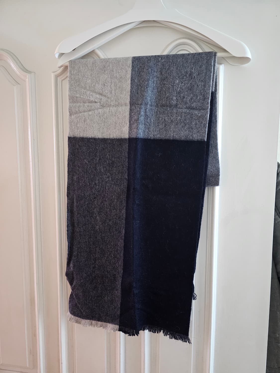 아테스토니 캐시미어 머플러입니다 상품이미지3