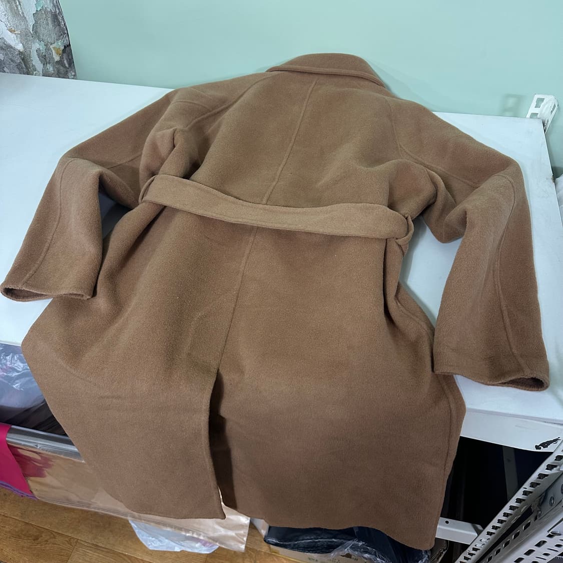 우먼OS 스튜디오톰보이 베이지 루즈핏 로브 핸드메이드 울코트 상품이미지4