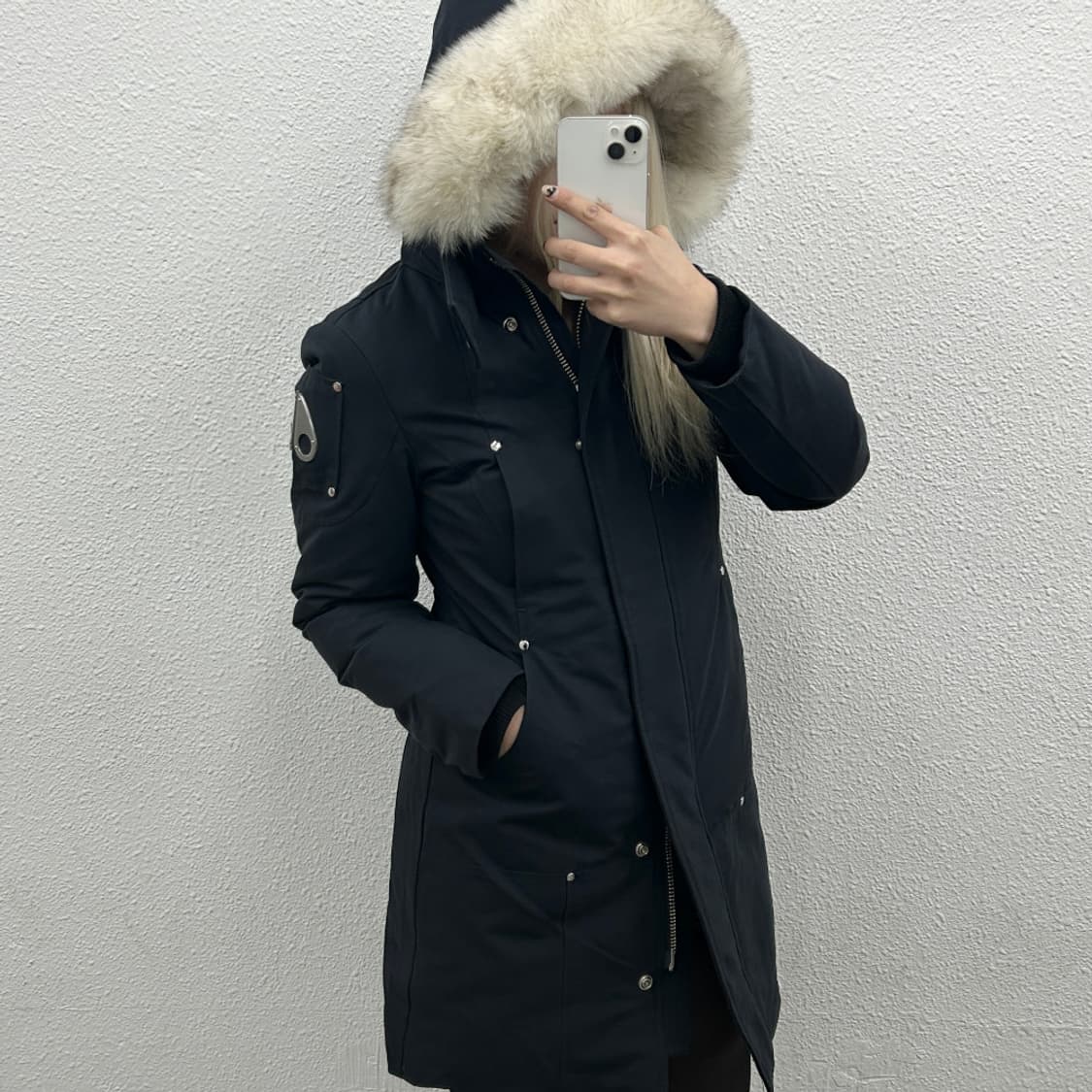 무스너클 울프죠 블랙 후드 스털링 롱패딩 상품이미지3