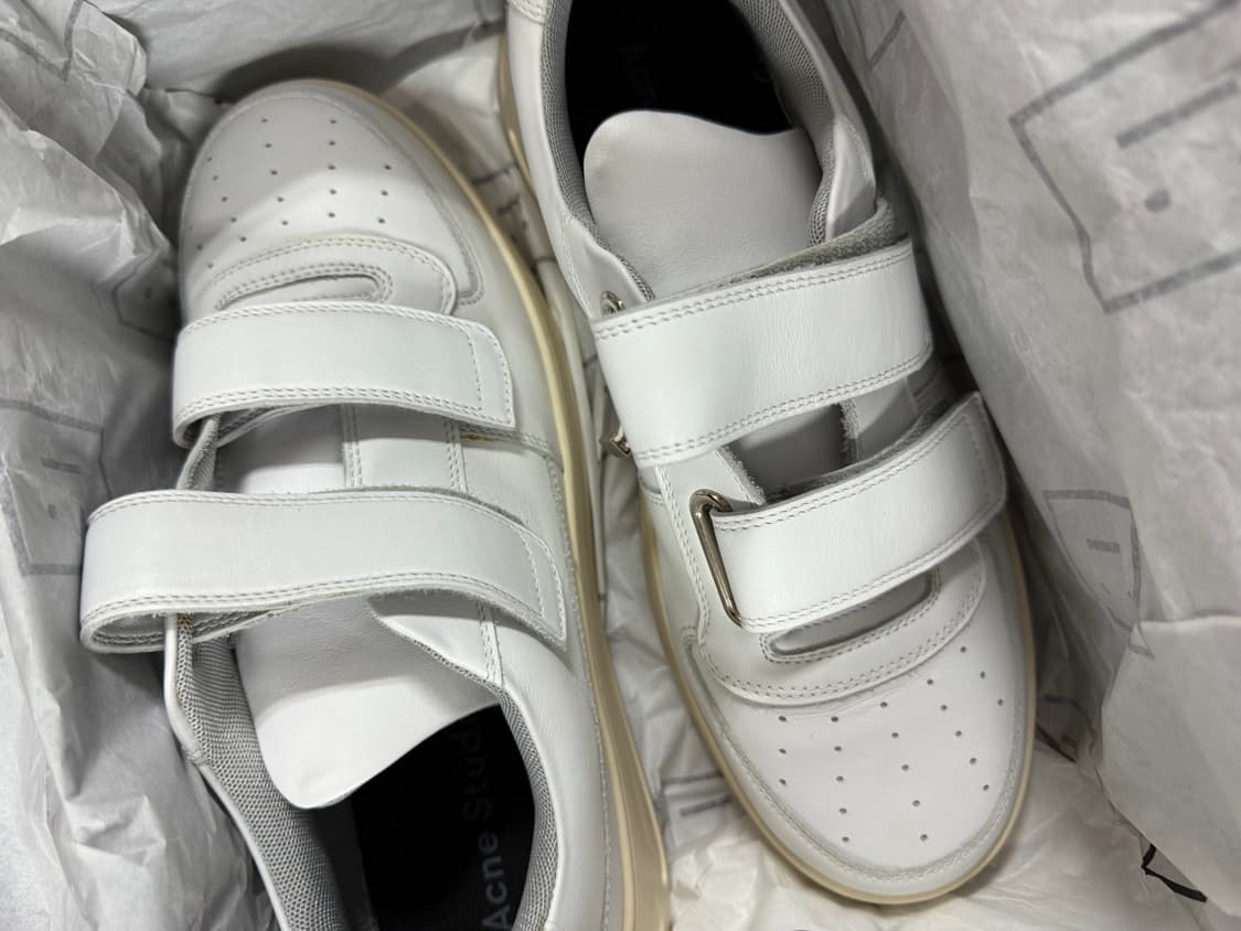 [43] 아크네 스튜디오 페리 벨크로 스트랩 스니커즈 화이트 상품이미지4