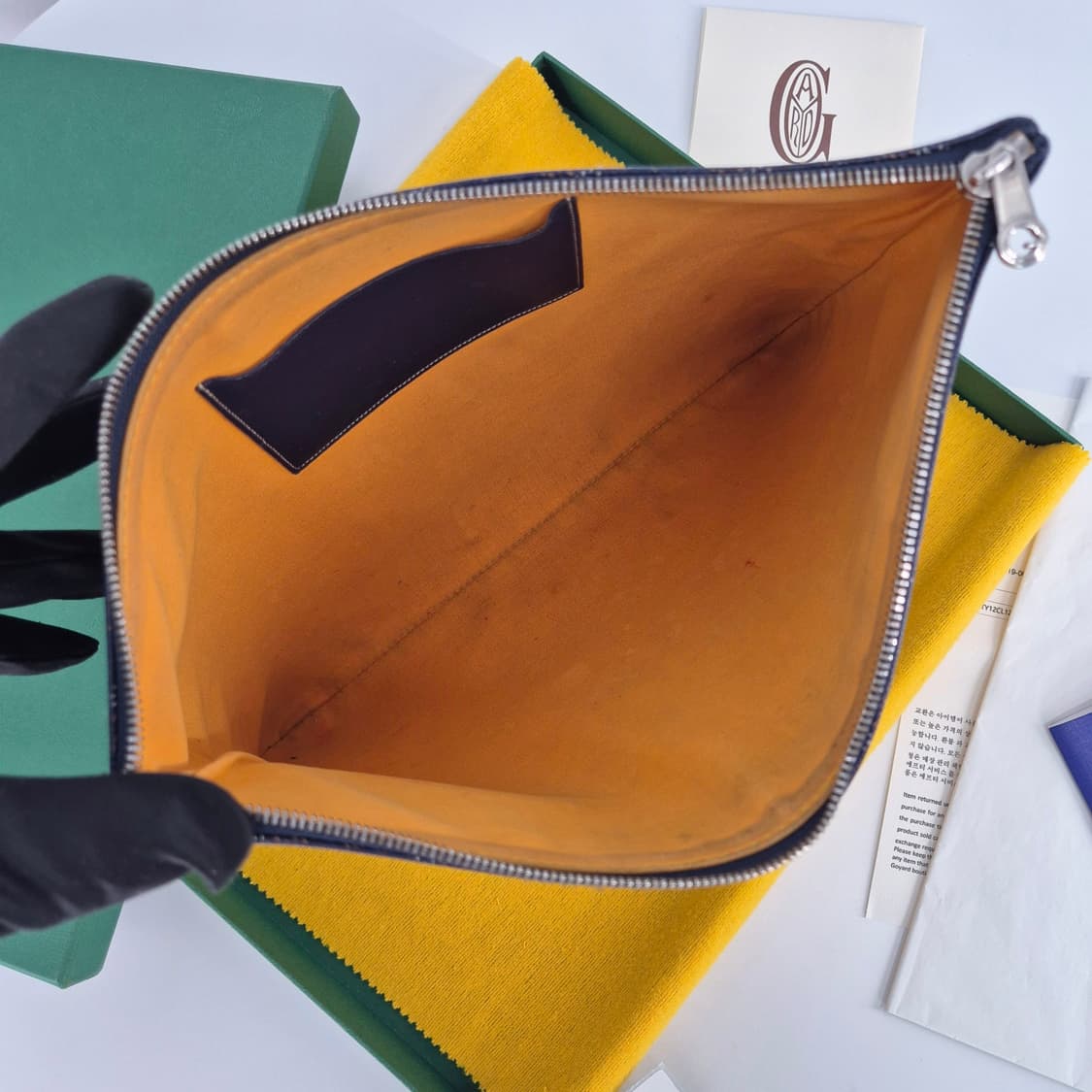 고야드 세나 클러치백 MM 스페셜 네이비 상품이미지7