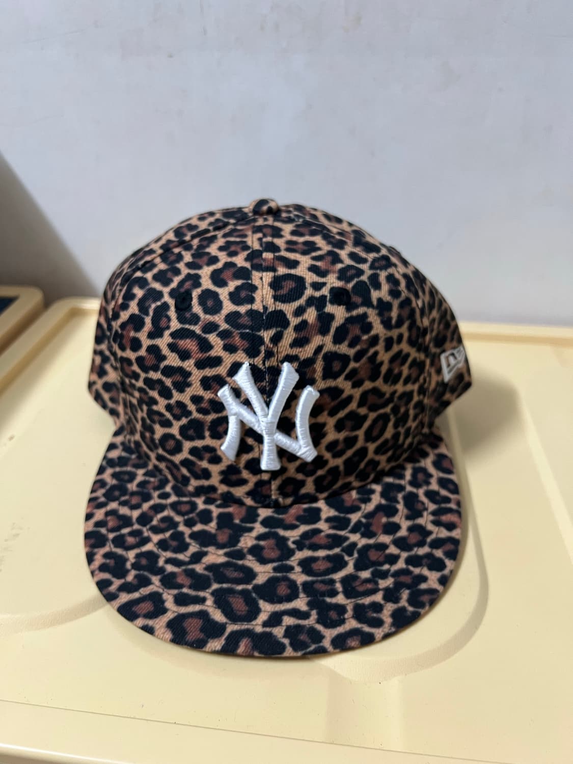 [758] 뉴에라 레오파드 피티드 상품이미지1