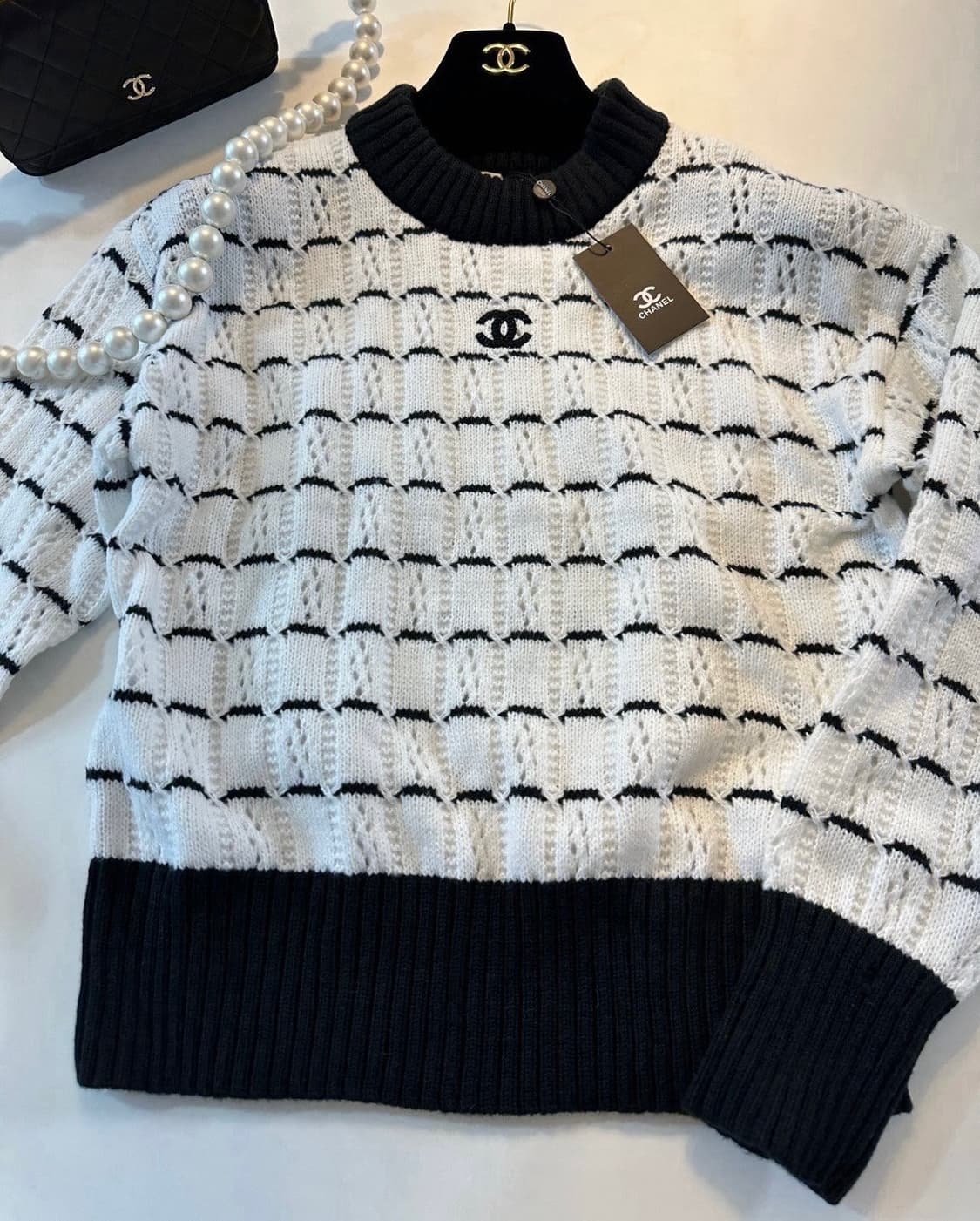 (새상품)샤넬니트 상품이미지2