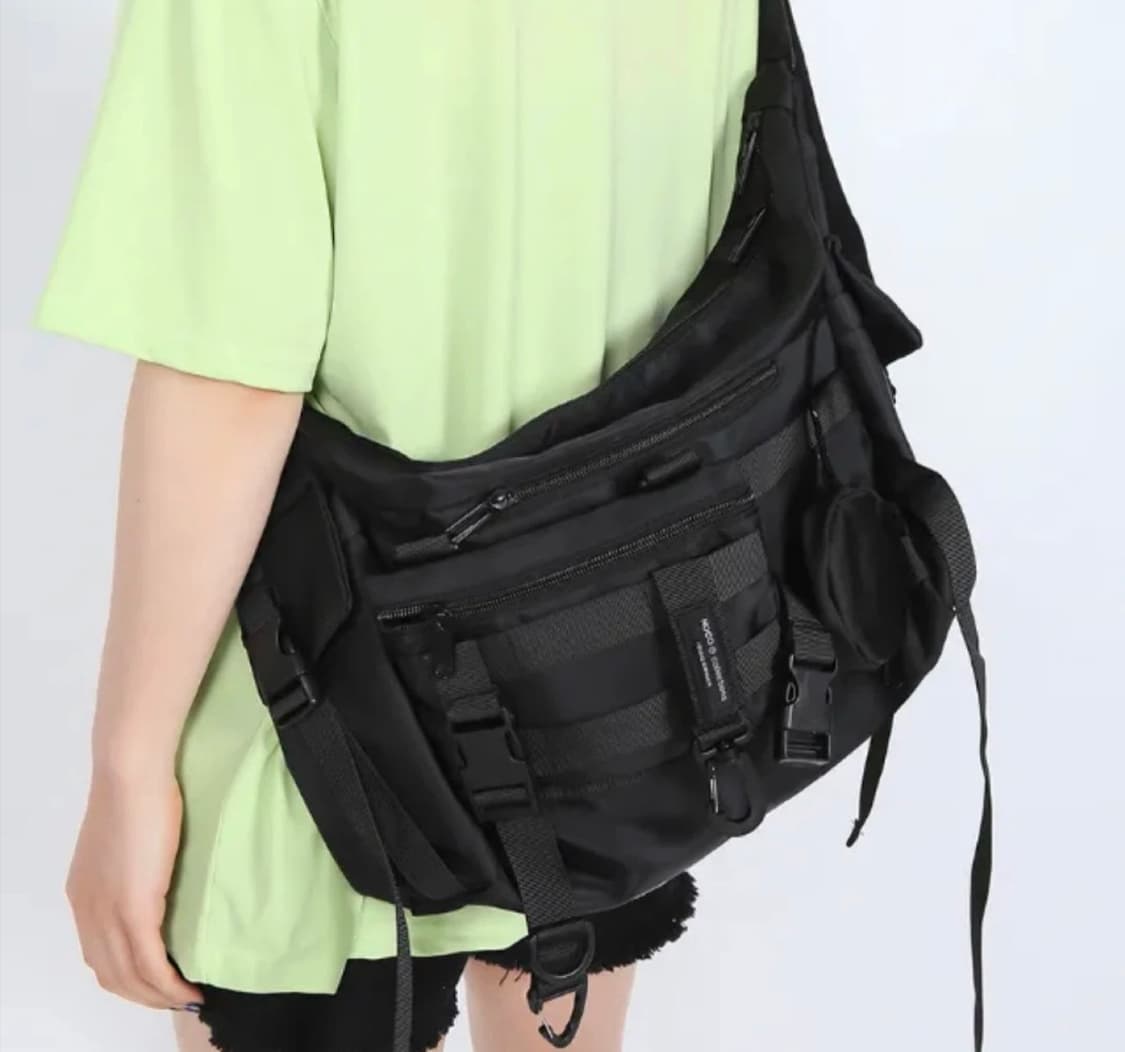 테크웨어 메신저백 (미니백 파우치 포함) 상품이미지2