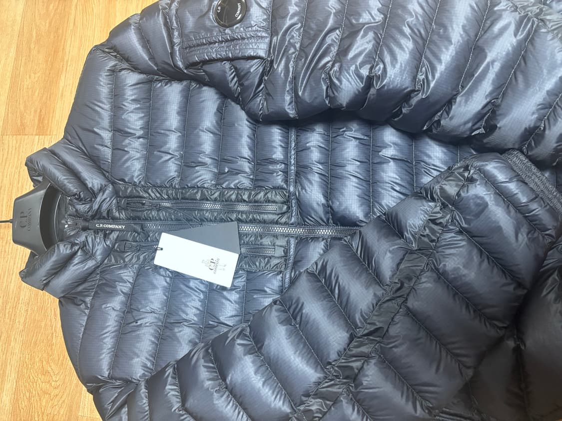 cp컴퍼니 디디쉘 경량패딩 상품이미지1