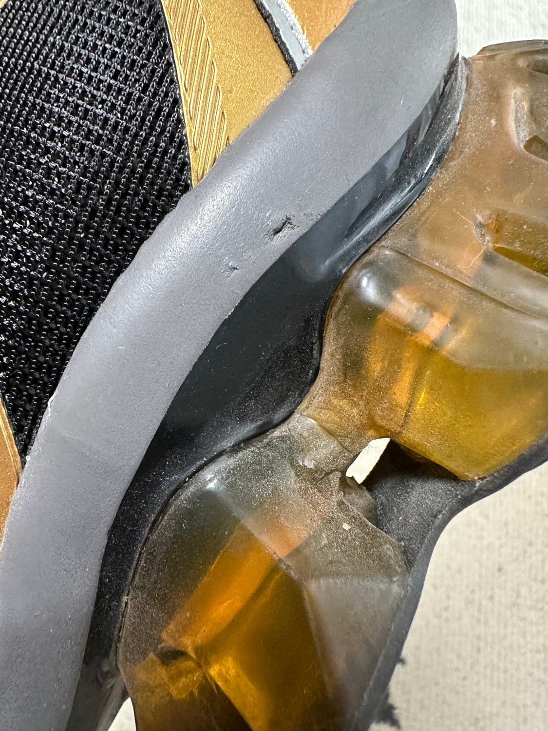 아식스 젤 퀄텀 키네틱 카본 퓨어 골드 상품이미지6