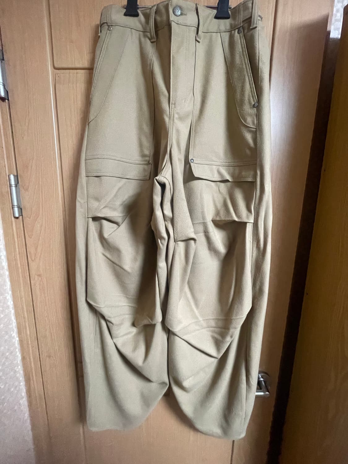 IDWS 아이돈워너셀 Agata Balloon Trouser Beige 상품이미지3