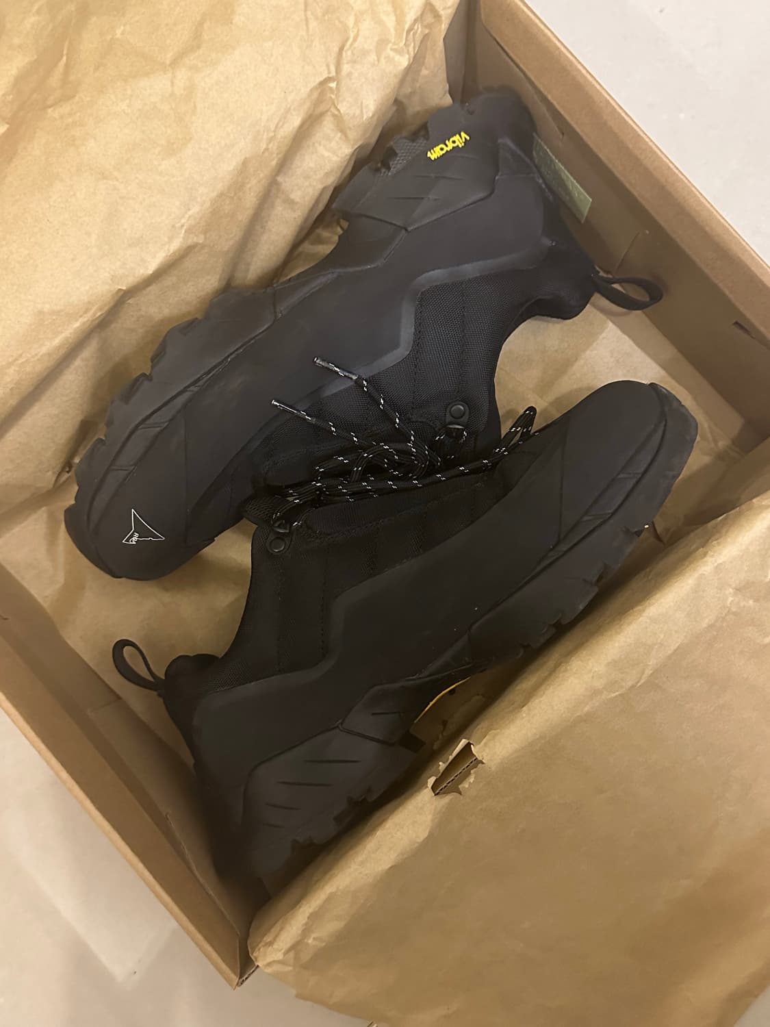 42) 로아 카타리나 블랙 상품이미지1