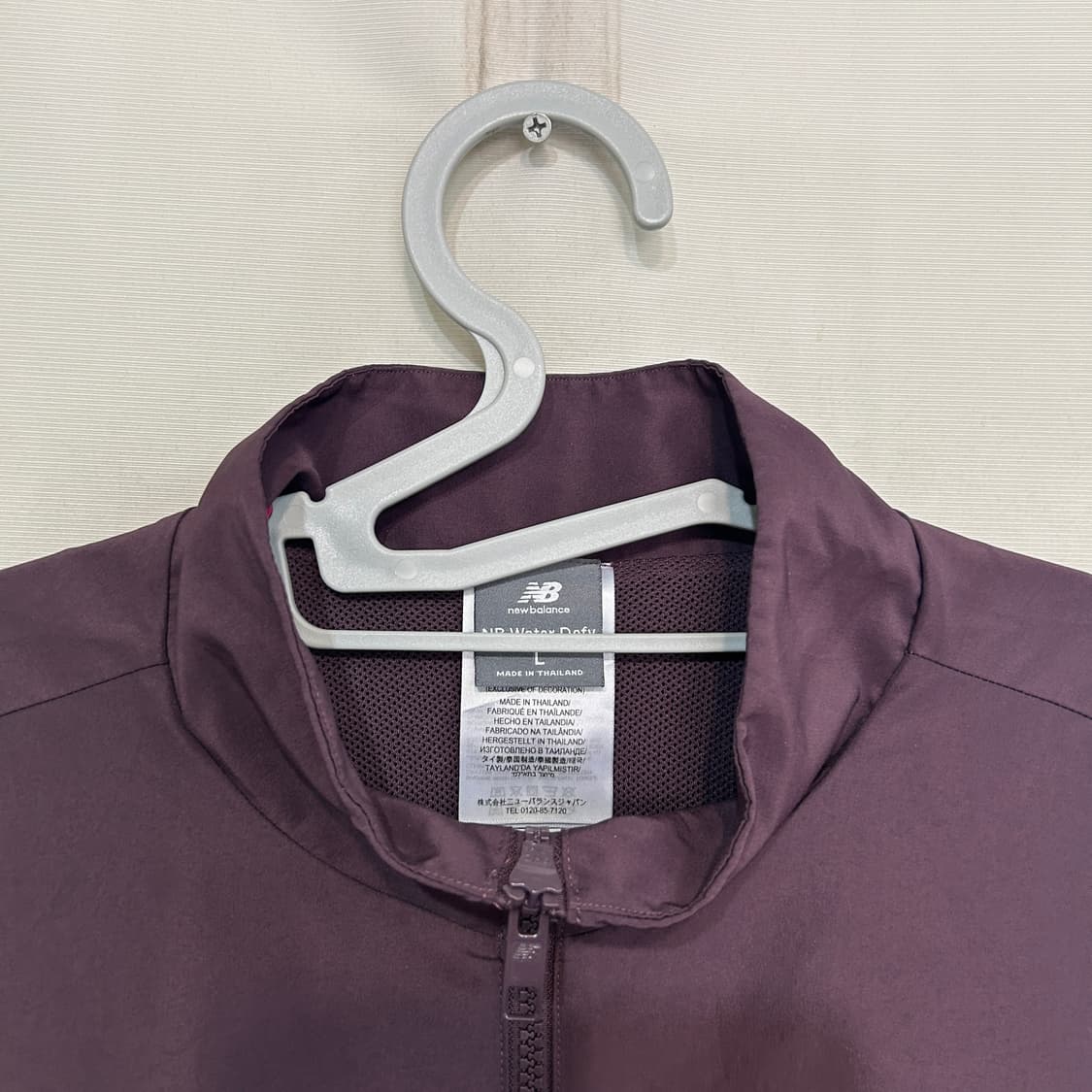 뉴발란스 여성 바람막이 L 상태최상 상품이미지3