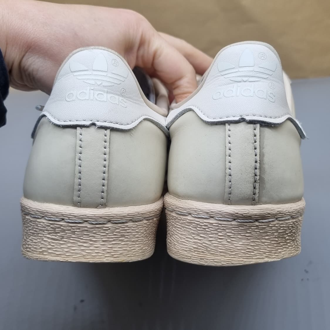아디다스 슈퍼스타 베이지 남성스니커즈275 상품이미지4