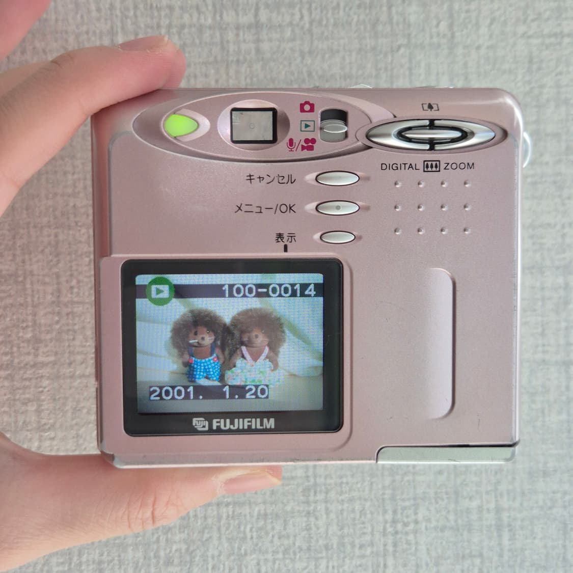 🍑✨FinePix 30i 핑크  톡톡 튀는 상큼 레트로 디카🍒📸 상품이미지2