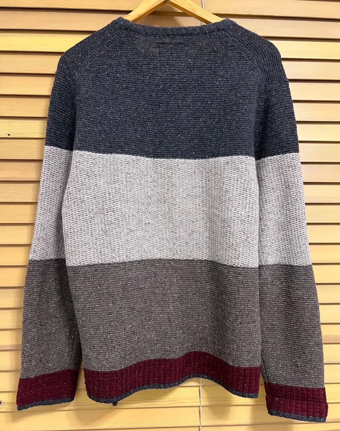 헤지스 남성 스트라이프 라운드울니트 100 상품이미지3