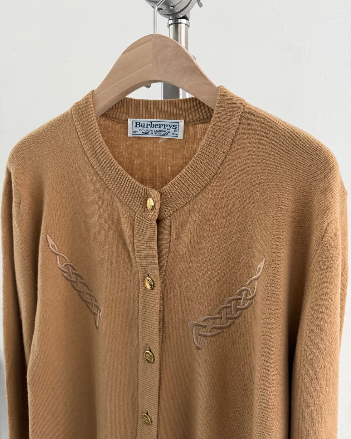 Burberry 버버리 금장 가디건 상품이미지5