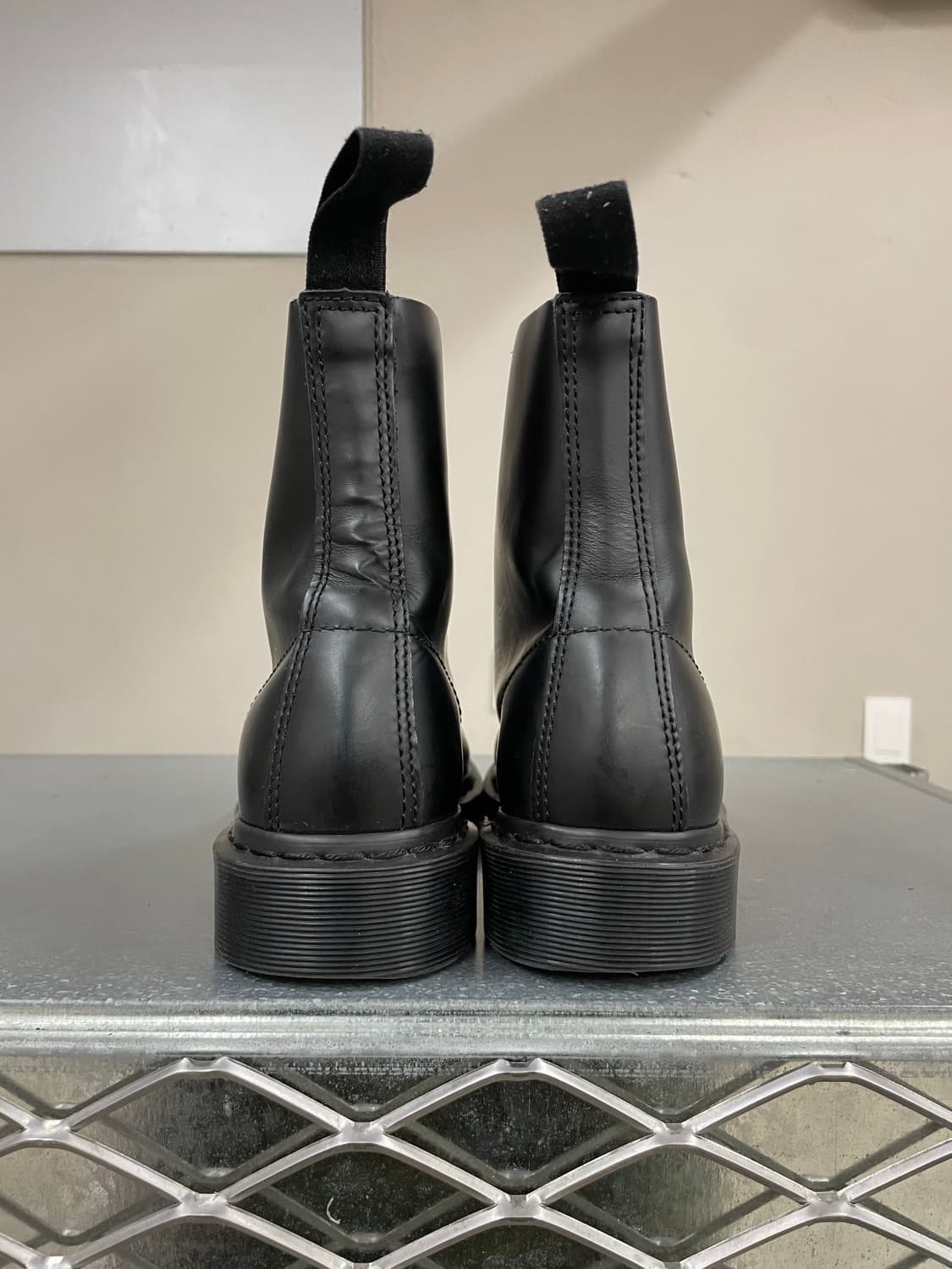 닥터마틴 1460 모노 스무스 레더 부츠 uk8 상품이미지3