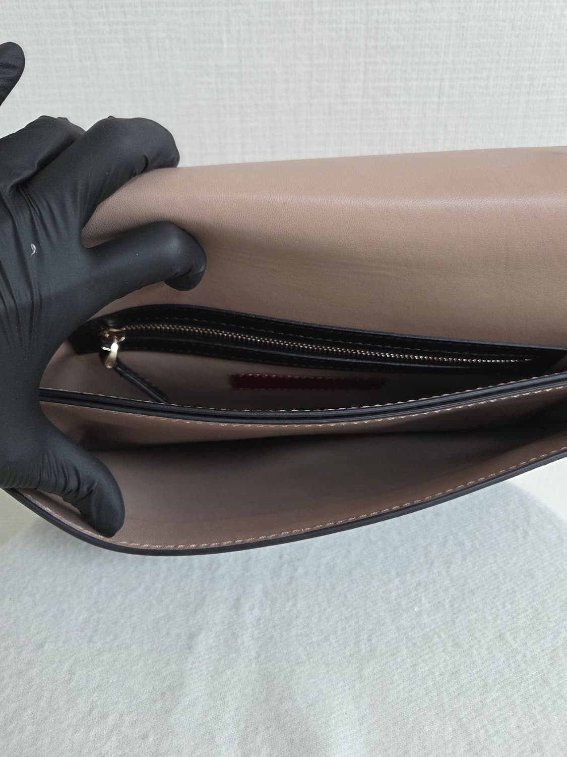 발렌티노 락스터드 클러치백 상품이미지5