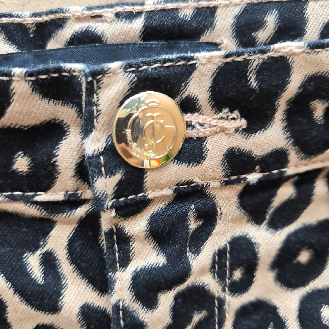 쥬시 꾸뛰르 레오파드 프린트 숏팬츠 상품이미지4