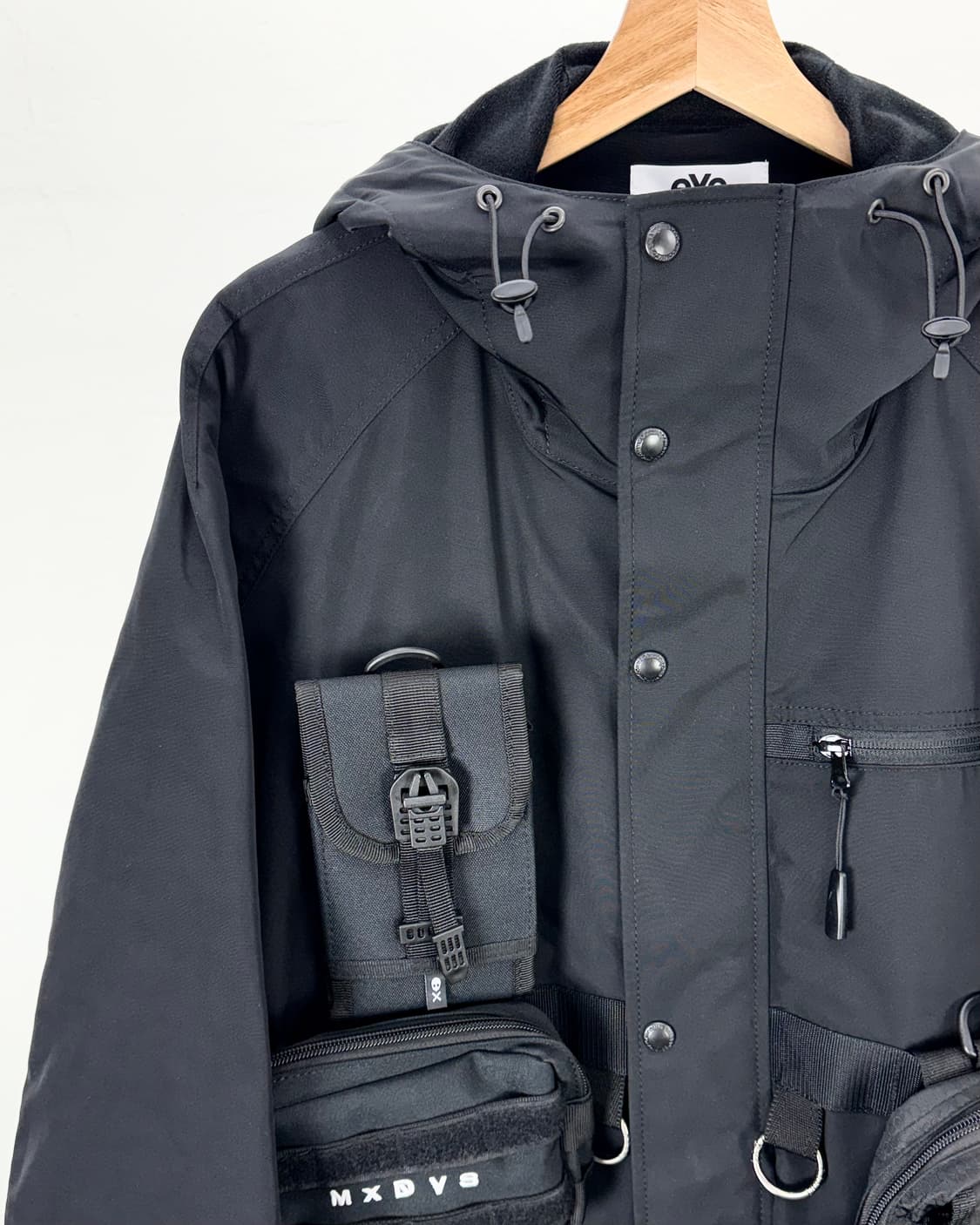 준야 와타나베 x mxdvs 25ss 컬렉션 밀리터리 후디 자켓 상품이미지3