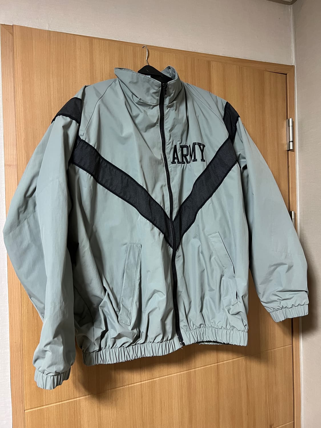 👕상급 / IPFU 미군 1세대 L-R 바람막이(택배비포함) 상품이미지1