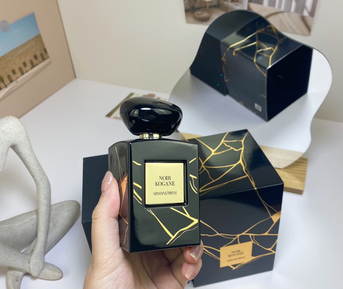 아르마니 프리베 느와르 코가네 향수 100ml 상품이미지3