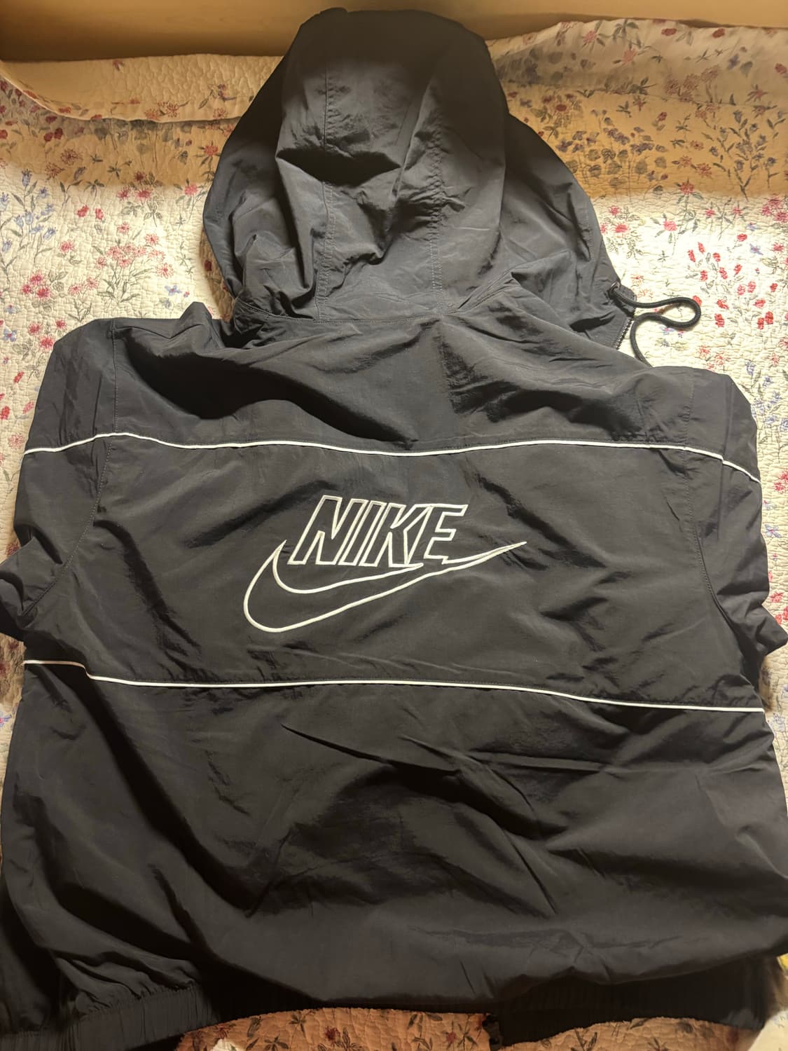 나이키 바람막이 상품이미지2