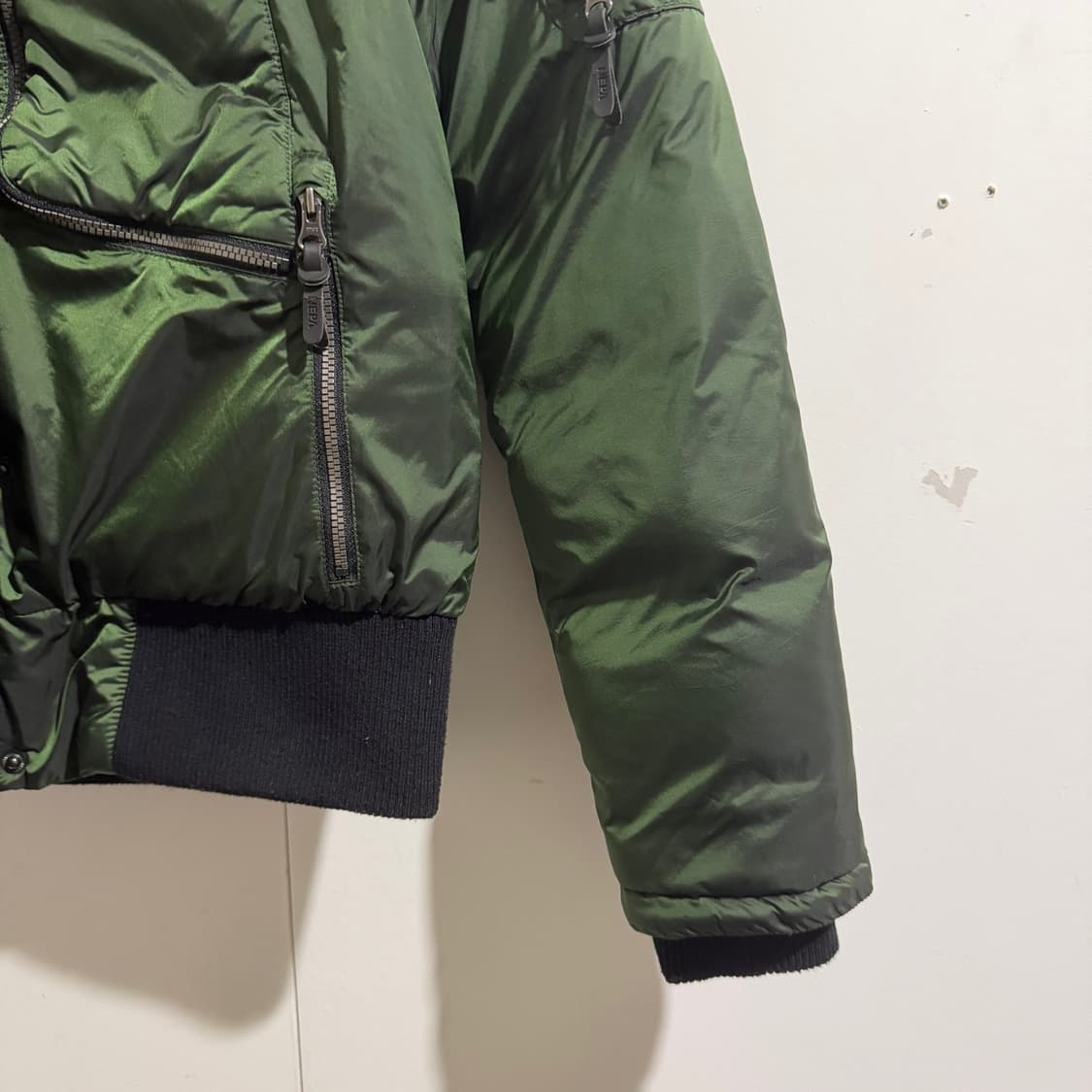 네파 구스다운 점퍼 상품이미지4