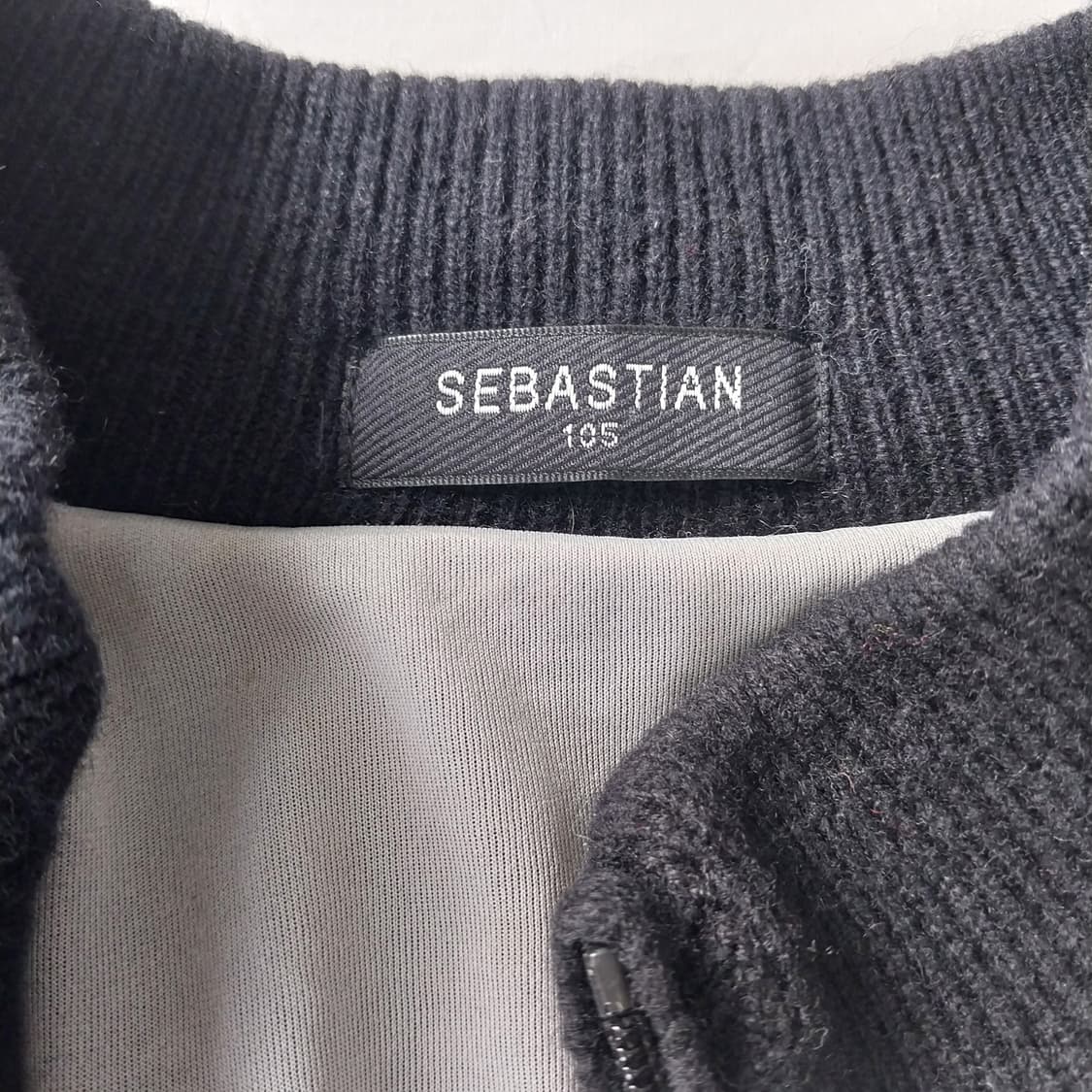 세바스챤 니트 집업  105사이즈 상품이미지3