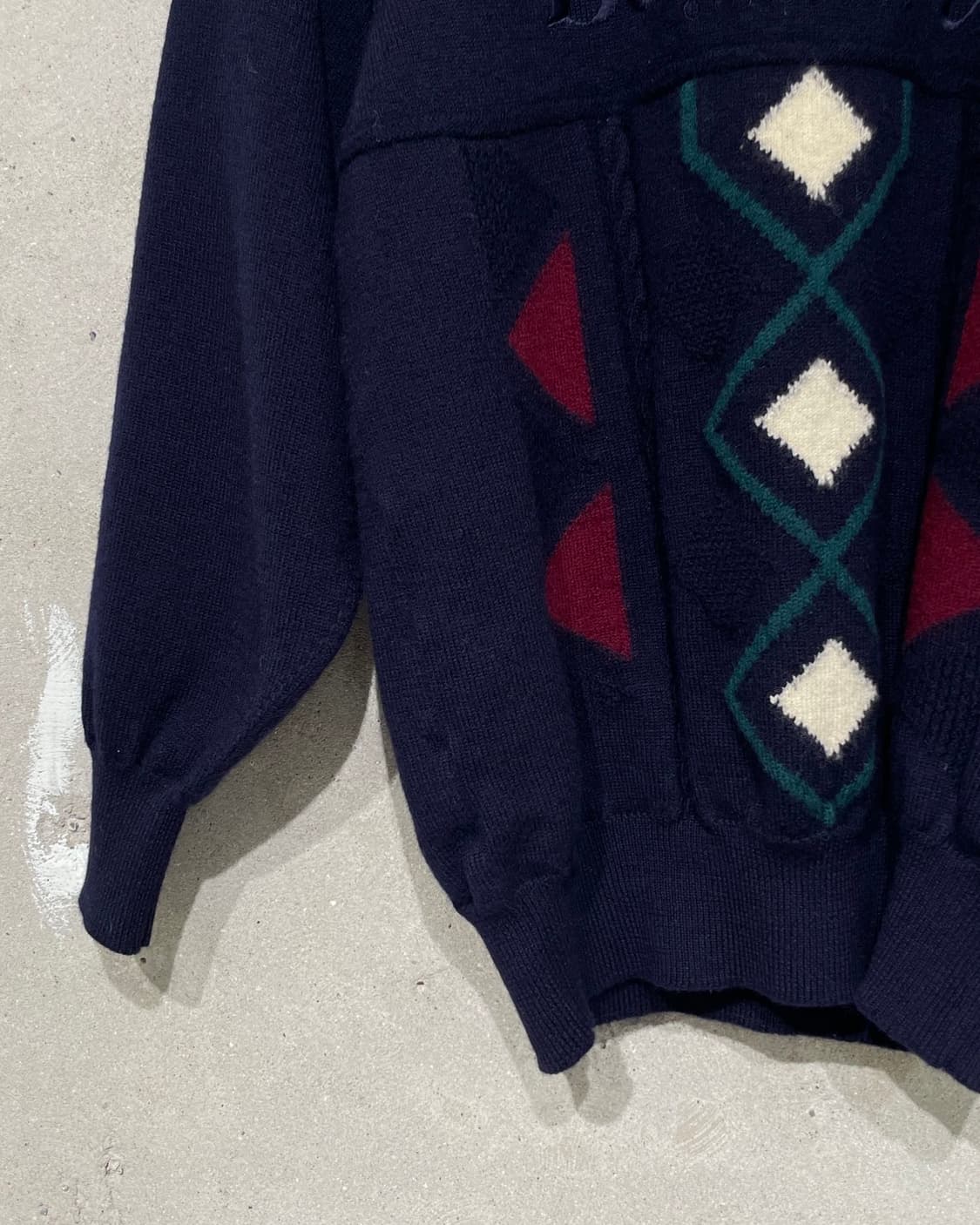 버버리 다크 네이비 아가일 메리노 울 니트 상품이미지4