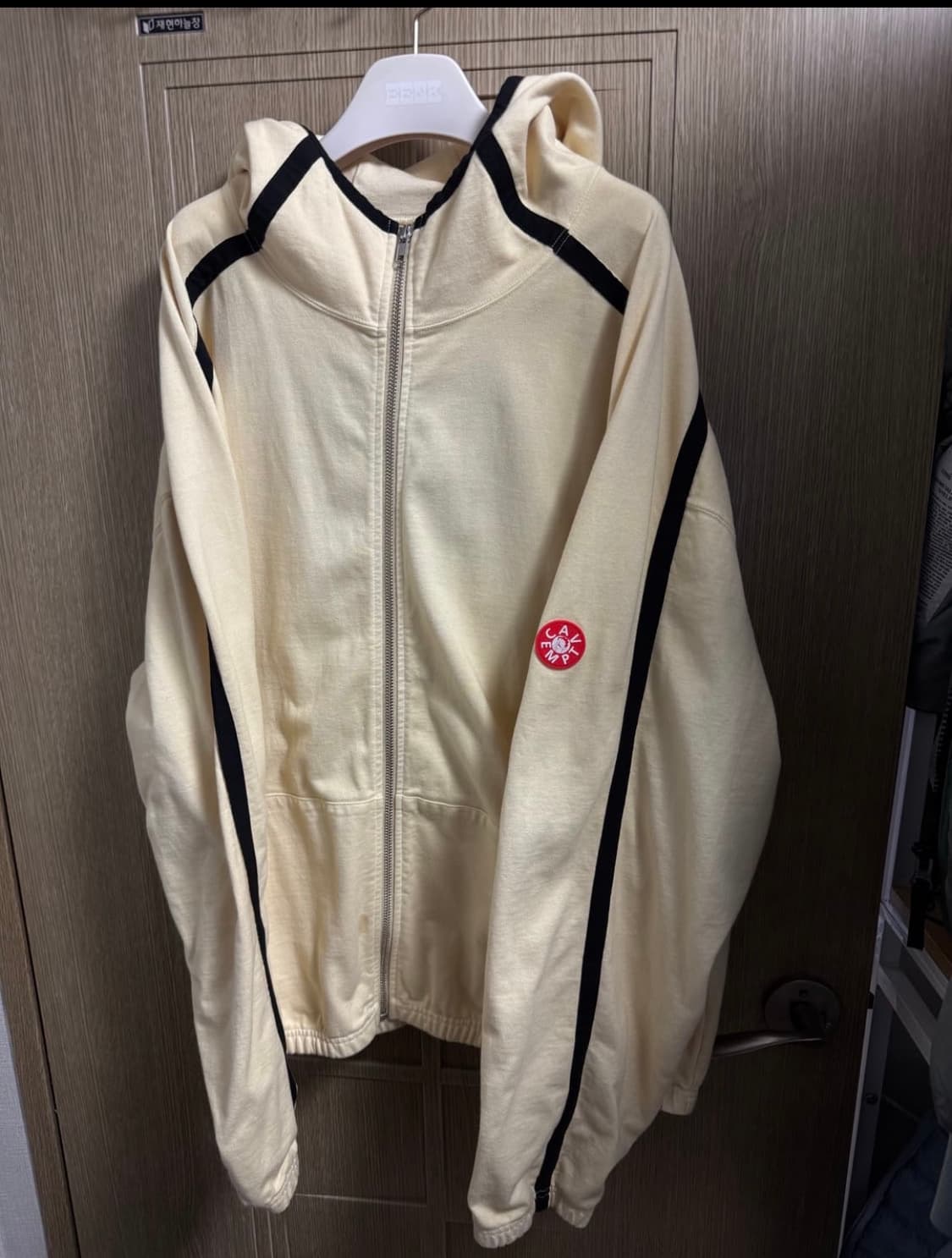 [XL]카브엠트 오버다이 테이프 라이트 집 후드 베이지 - 23FW 상품이미지2