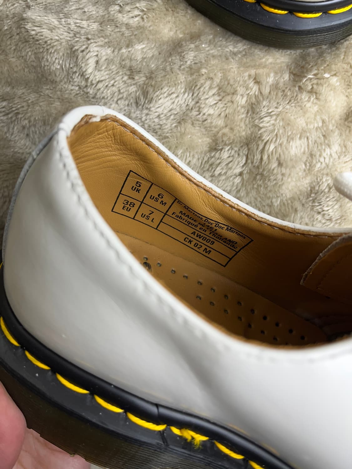 [38] 닥터마틴 1461 3홀|| 240-245 상품이미지7