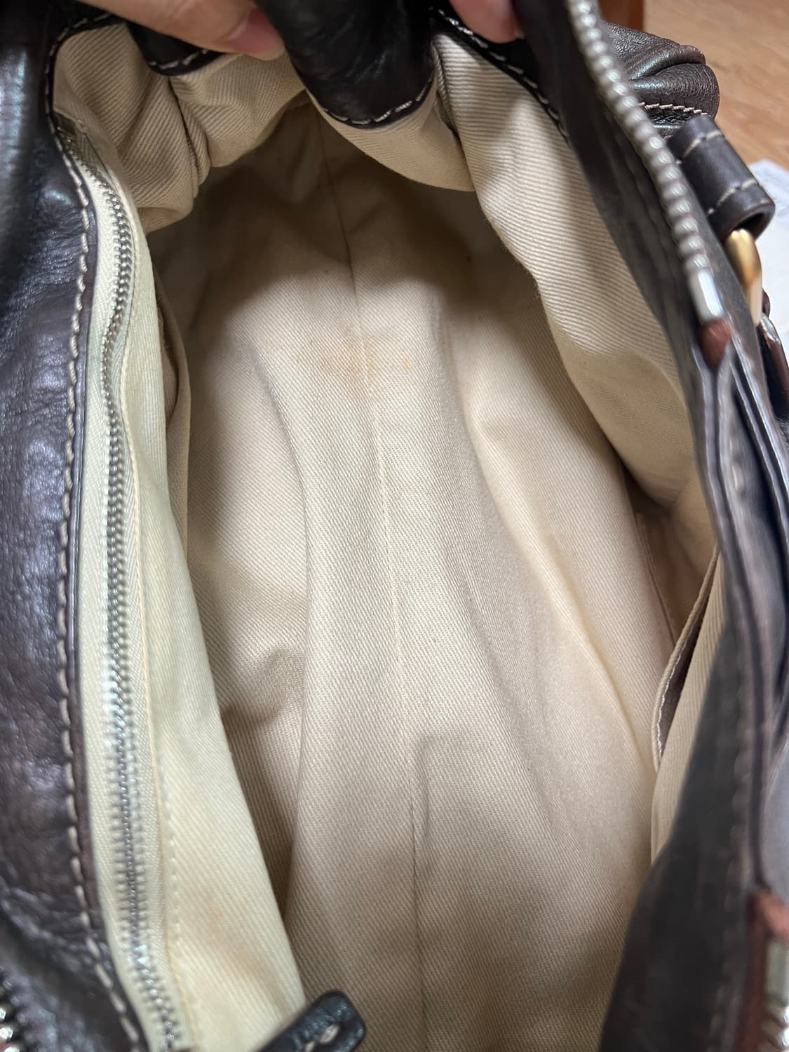 끌로에 패딩턴백 브라운 상품이미지4